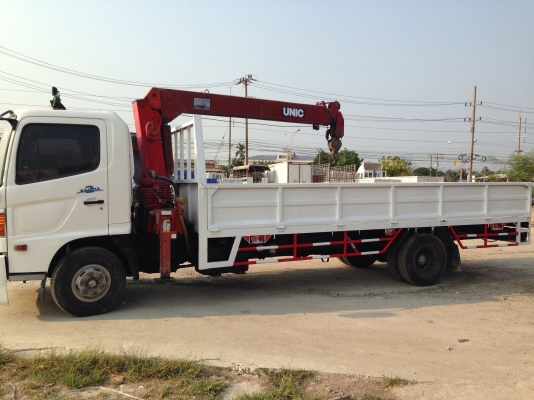 6ล้อHINO FC4J/175HPติดเครน