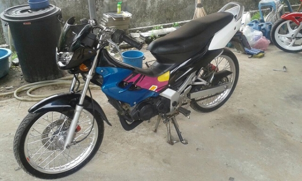 ขาย Nova Desh125 ปี44 สวยๆ เอกสารครบ T.0851713153