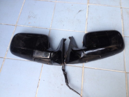 กระจกมองข้างเเอคคอร์94-97เก่าญี่ปุ่นสภาพสวย