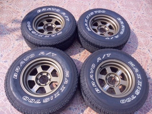 ขายล้อte37สีน้ำตาล 16x8 -20 พร้อมยางmaxxis at 265-70-16 ปี 12 ขายอีกชุดยาง nitto 265-70-16 ปี 11