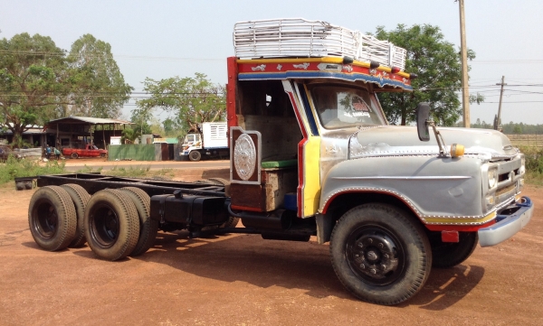 ขาย 10 ล้อหัวยาว 2 เพลาใหญ่ช่วงล่าง FUSO เครื่อง EH700 168 แรงม้า สโลว์อินเตอร์ 4 สปีด คัสซีสวยจัด ยางเต็ม ทะเบียนพร้อมโอน