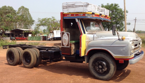 ขาย 10 ล้อหัวยาว 2 เพลาใหญ่ช่วงล่าง FUSO เครื่อง EH700 168 แรงม้า สโลว์อินเตอร์ 4 สปีด คัสซีสวยจัด ยางเต็ม ทะเบียนพร้อมโอน
