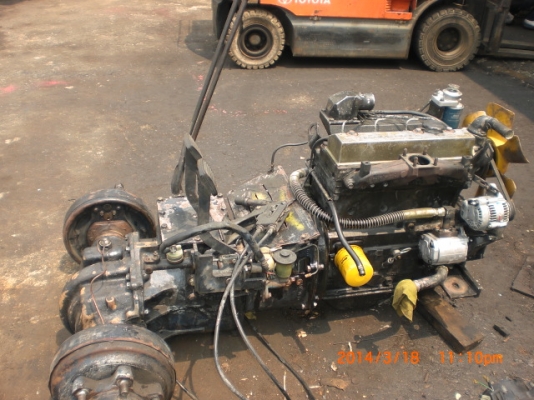 ขายเครื่องยนต์ komatsu 4d95 ทั้งชุด