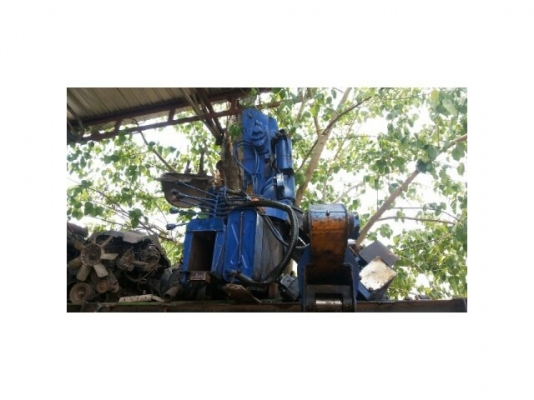 ขายเครนTADANA 2.5ตัน 3ปอก2 ปั้มดี สีสันดี พร้อมใช้งาน