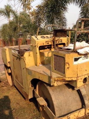 ขายรถบดเล็ก รุ่น WATANABE WT 031