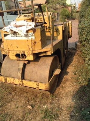 ขายรถบดเล็ก รุ่น WATANABE WT 031