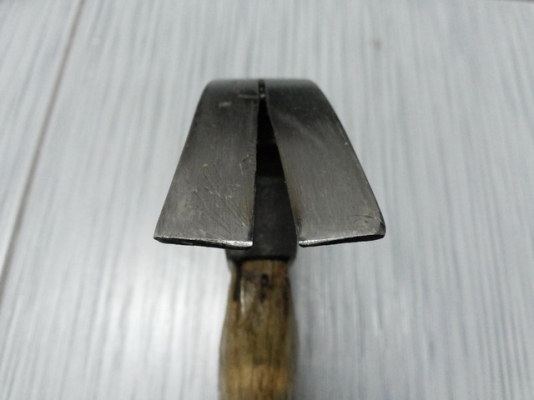 ค้อนหงอนด้ามไม้ Kinzo ขนาด 27 มม. น้ำหนัก หัวค้อน 16 Oz. ค้อนหงอนด้ามไม้ Kinzo ขนาด 27 มม. น้ำหนัก หัวค้อน 16 Oz.