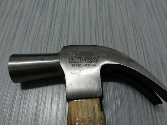 ค้อนหงอนด้ามไม้ Kinzo ขนาด 27 มม. น้ำหนัก หัวค้อน 16 Oz. ค้อนหงอนด้ามไม้ Kinzo ขนาด 27 มม. น้ำหนัก หัวค้อน 16 Oz.