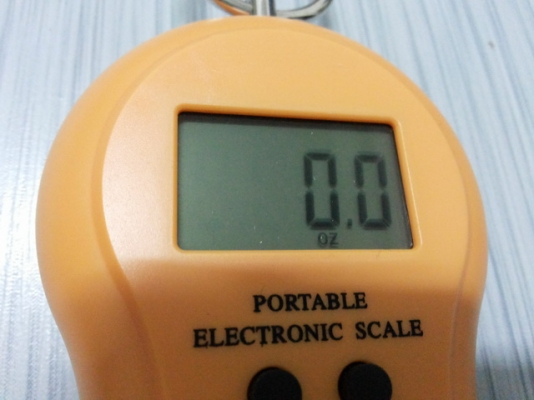 เครื่องชั่ง+เครื่องวัดอุณหภูมิ ในตัวเดียวกันครับ เครื่องชั่ง+เครื่องวัดอุณหภูมิ ในตัวเดียวกันครับ