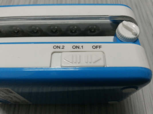 ไฟฉายตั้งโต๊ะ แบบชาร์จไฟได้ พับเก็บได้ ให้แสงสว่างมาก