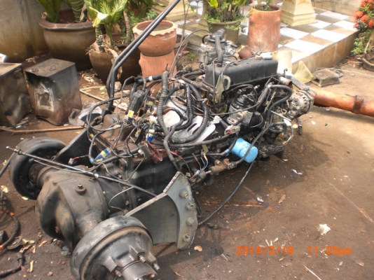 ขายเครื่องยนต์ h15 นิสสัน ทั้งชุด