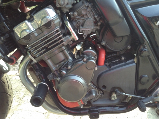 ธารนนทบุรี//ขาย honda cb400 ปี94 สภาพนางฟ้าท้ายเทค3 ทะเบียนเลขสวยพร้อมโอนครับ