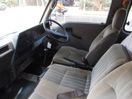 ขายรถตู้นิสสัน ราคา 75,000