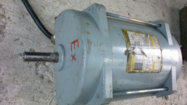 ขายมอเตอร์ 1 แรง ไฟบ้าน 220 โวลท์