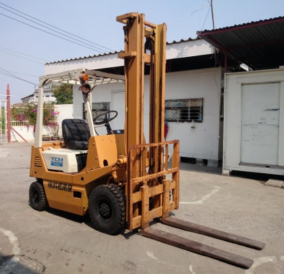รถยกน้ำมันเบนซิน 1.4 ตัน เสาสูง 4 เมตร TCM FVG14N15  ราคา  100,000.- บาท