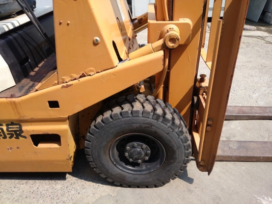 รถยกน้ำมันเบนซิน 1.4 ตัน เสาสูง 4 เมตร TCM FVG14N15  ราคา  100,000.- บาท