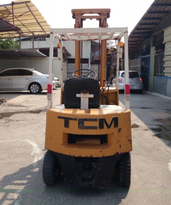 รถยกน้ำมันเบนซิน 1.4 ตัน เสาสูง 4 เมตร TCM FVG14N15  ราคา  100,000.- บาท