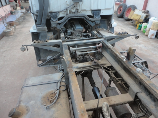 ขายรถบรรทุก 10ล้อดั้มพ์ 2เพลา ISUZU DECA 195 แรงม้า