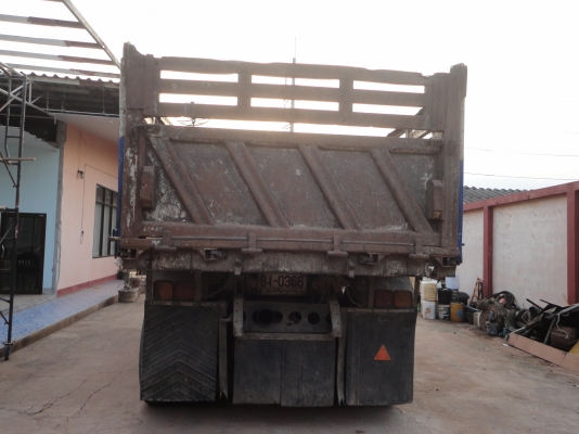 ขายรถบรรทุก 10ล้อดั้มพ์ 2เพลา ISUZU DECA 195 แรงม้า