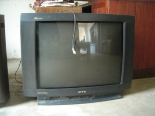 ขายทีวีสีขนาด 29 นิ้ว 2 เครื่อง 1200 บาท