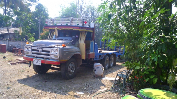 สิบล้อเทลเล่อร์ อีสุ เครื่อง มิตซู 6D16 195 แรง เฟืองท้ายฟูโซ่ เบรคทิฟฟี่