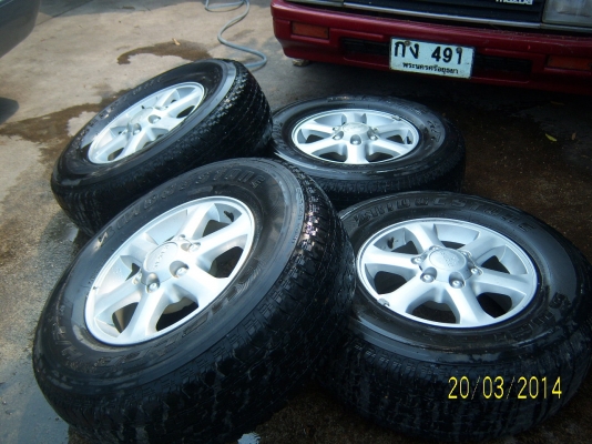 แม็กอีซูซุ พร้อมยาง 265 70 16 ปี10  ยังใช้ได้  1ชุด