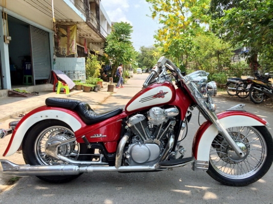 HONDA STEED400CC ปี93 แต่งฮาเล่ หล่อๆ ทะเบียนแท้โอนขนส่ง 115,000 -