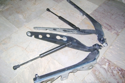 บานพับฝากระโปรงหน้าพร้อมโช๊ค volvo S80