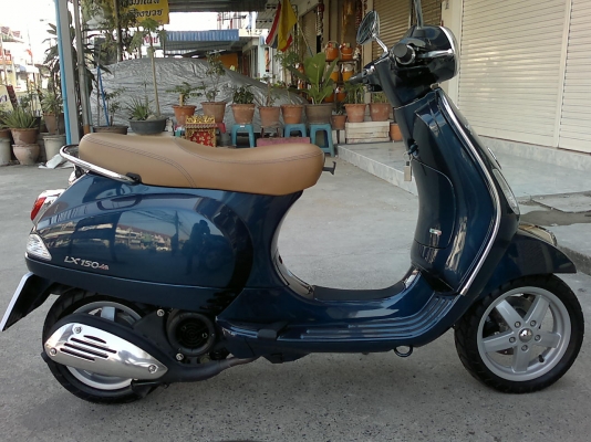 ขาย Vespa Lx150 ปี 56 วิ่งแค่ 300 โล