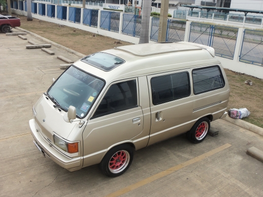 ขายรถตู้ ไลท์เอ็ท หลังคาสูง รถประกอบนอก