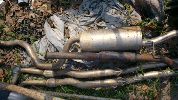 กันชนหน้าบวกท่อไอเสีย