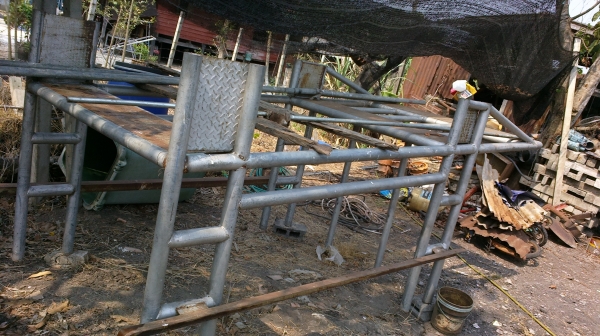 ขายคอกบรรทุกหนัก