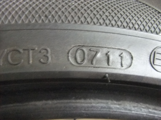 ยางเกาหลี 215/50/17 ปี11