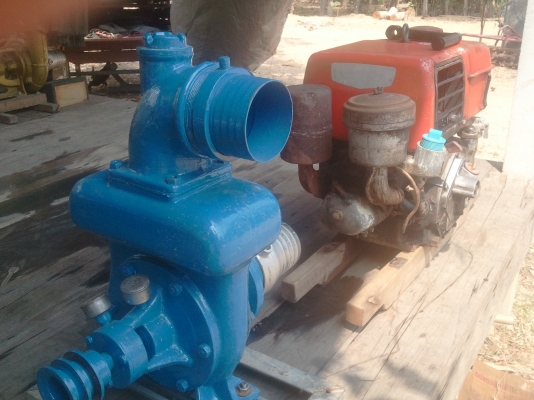 ต้องการขายเครื่องยันม่าร์8แรง+ปั้มหอยโขง4"