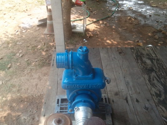 ต้องการขายเครื่องยันม่าร์8แรง+ปั้มหอยโขง4"