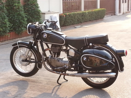 รายละเอียด วุฒินนบุรี// ขาย BMW r26 หล่อๆมีกระเป๋าค้างด้วยคับรถพร้อมใช้เก็บงานแล้ว