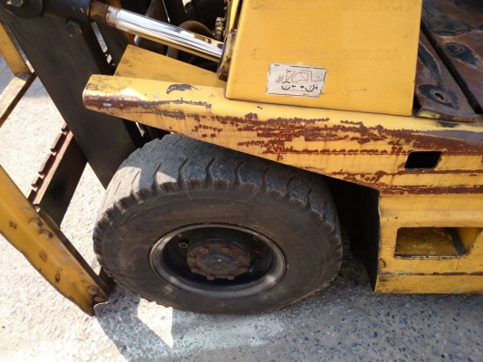 รถไฟฟ้าแบบนั่งขับขนาด 1.5 ตันเสาสูง 3 เมตร TCM FVB15H4   ราคา  65000.- บาท