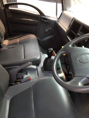 ISUZU NPR 150 HP ปี 52
