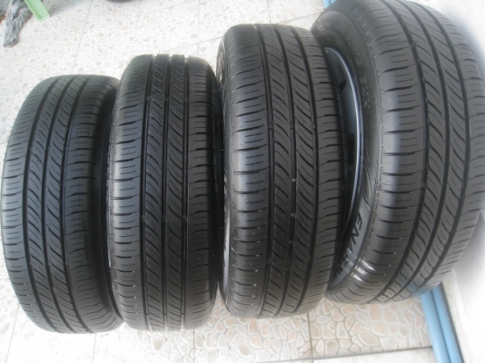 ขายล้อกะทะป้ายแดง new yaris 15" 4h100 ยาง dunlop enasave ec300 185/60r15 ยางผลิตสัปดาห์ที่ 7 ปี14 ตุ่มที่หน้ายางมีทุกเส้นครับ  vios, swift, fiesta, mazda2 ใส่ได้เลยครับ สนใจติดต่อเล็กคลองสามครับ (081-3747940)