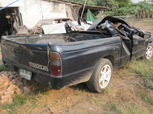 ขายเครื่องยนต์ แชสซี พร้อมทะเบียน MAZDA Fighter 2.5 ปี 1999 ขายเครื่องยนต์ แชสซี พร้อมทะเบียน MAZDA Fighter 2.5 ปี 1999