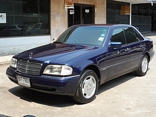 MERCEDES-BENZ C220 2.2 AUTO ปี 1995 รถบ้านแท้ จัดไฟแนซ์ได้ T.086-527-9533