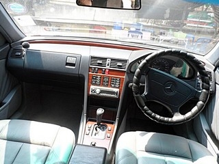 MERCEDES-BENZ C220 2.2 AUTO ปี 1995 รถบ้านแท้ จัดไฟแนซ์ได้ T.086-527-9533