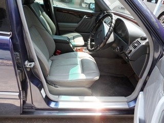 MERCEDES-BENZ C220 2.2 AUTO ปี 1995 รถบ้านแท้ จัดไฟแนซ์ได้ T.086-527-9533