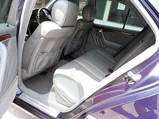 MERCEDES-BENZ C220 2.2 AUTO ปี 1995 รถบ้านแท้ จัดไฟแนซ์ได้ T.086-527-9533