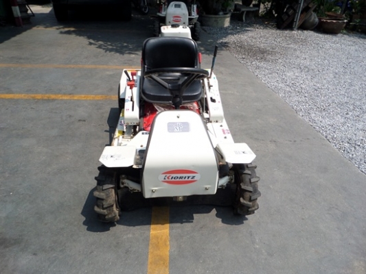 รถตัดหญ้าแบบนั่งขับ RABBIT MOWER JR OREC เครื่อง HONDA 11 แรง