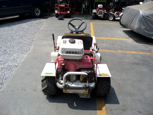 รถตัดหญ้าแบบนั่งขับ RABBIT MOWER JR OREC เครื่อง HONDA 11 แรง