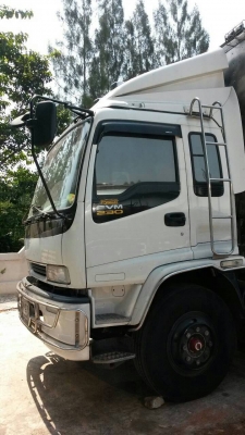 ขายรถบรรทุกสิบล้อ Isuzu FVM32n2 เครื่อง 230 แรง รถตู้เย็น 1 เพลา ปี 50