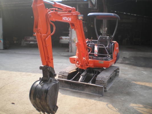 ขายแบคโฮ HITACHI EX 30-2 พร้อมใช้งาน สภาพเดิม