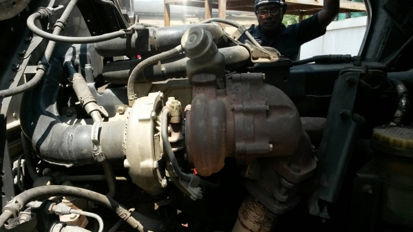 รถบรรทุก 10 ล้อ ISUZU DECA รุ่น FVM 230  แรงม้า ปี50 สวยพร้อมใช้งาน