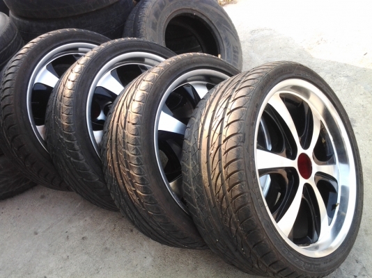 ขายแม็ก 20" 8 1/2 มือสอง สภาพดี ขายแม็ก 20" 8 1/2 มือสอง สภาพดี